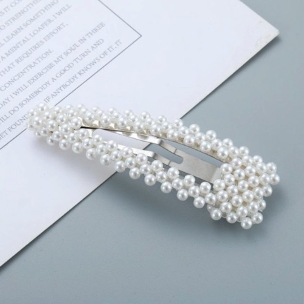 Pearl Side Hair Clip
